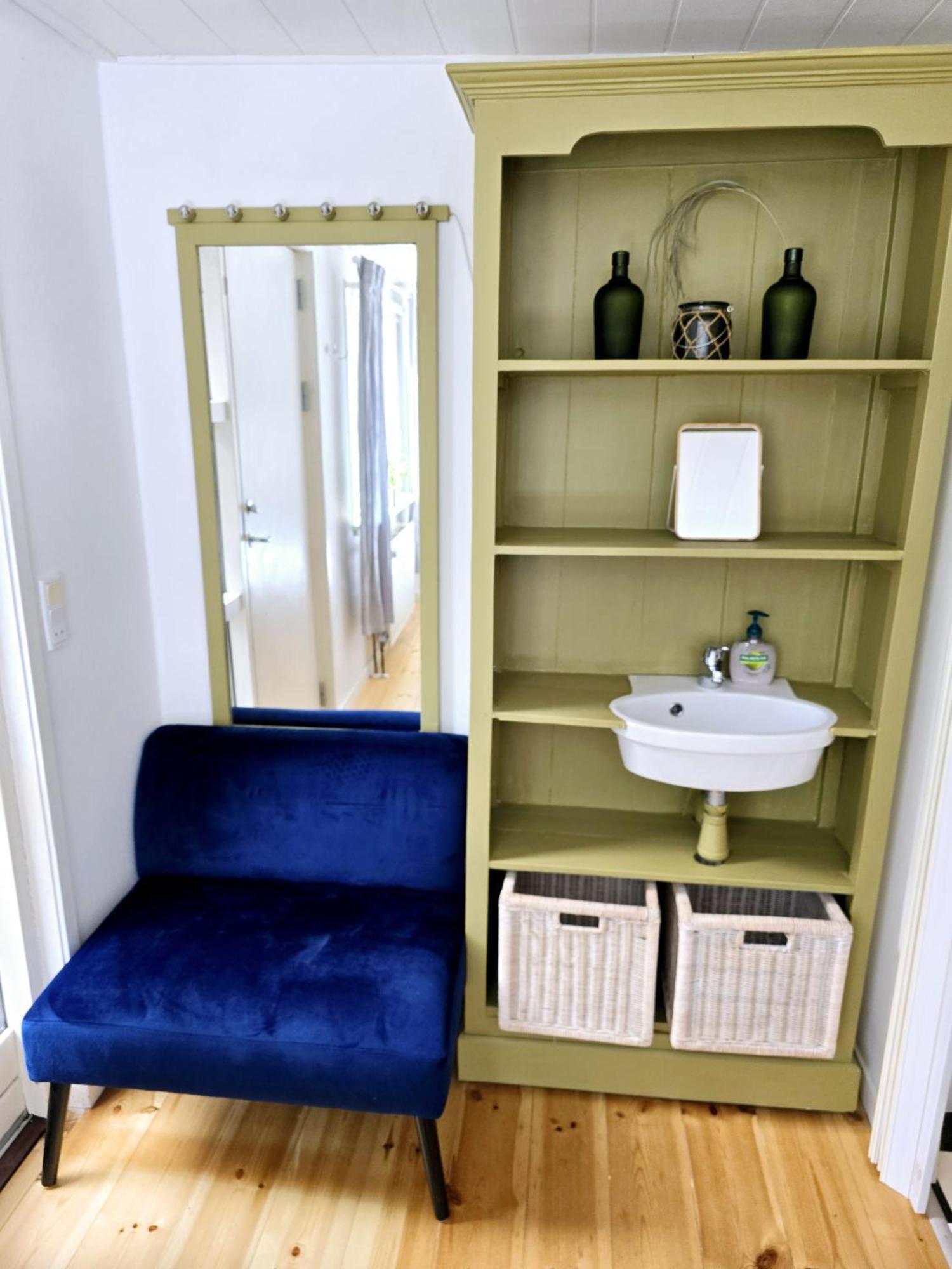 Guesthouse 'Blue House' In Vintage Villa&Garden Copenhagen Exterior photo